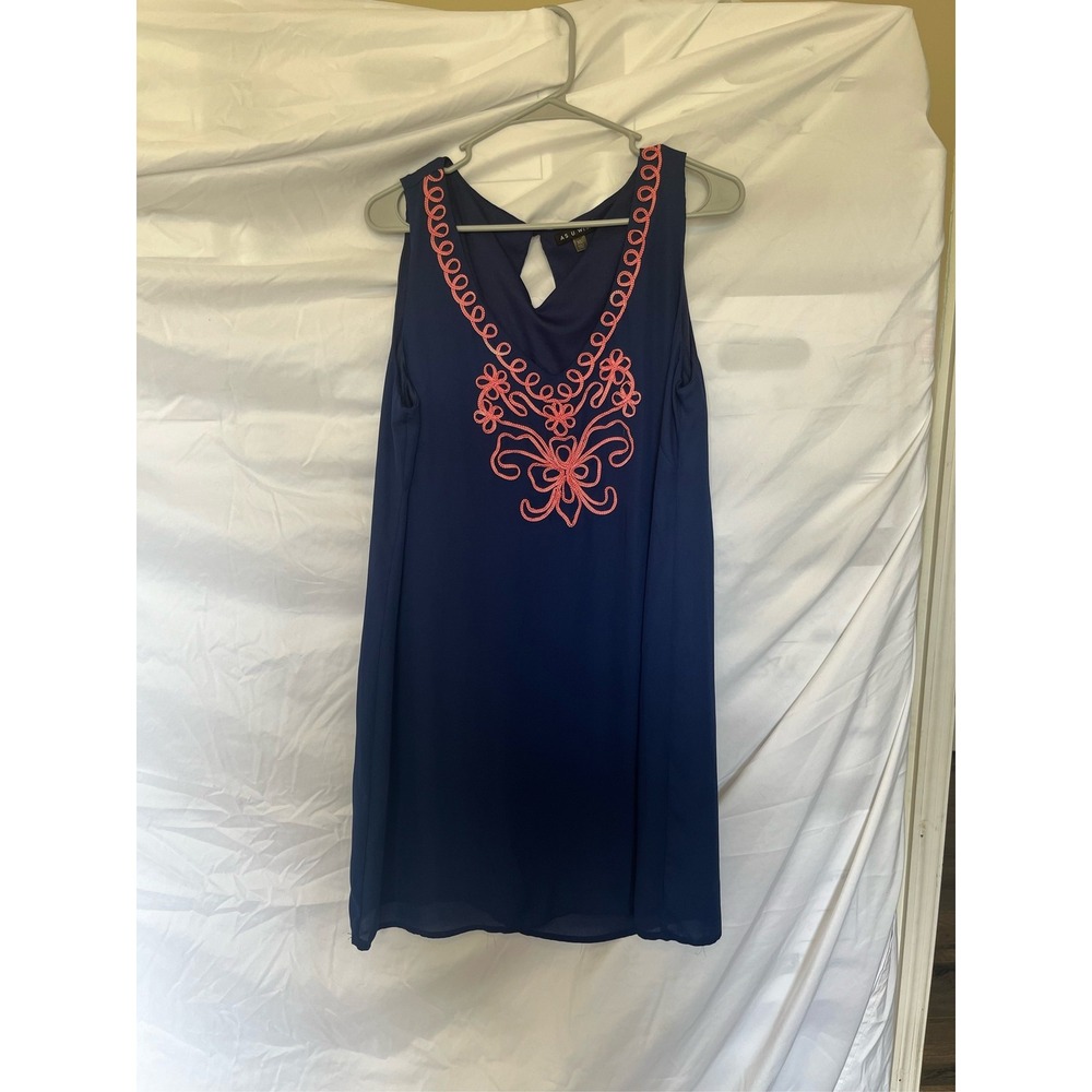 As U Wish Navy Blue Embroidered Shift Dress Sleeveless Keyhole Size XL